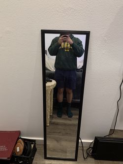 Fitting mirror