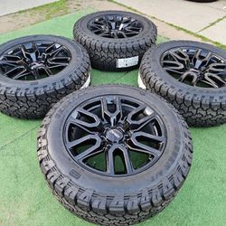 BRAND NEW GMC SIERRA/ SILVERADO WHEELS WITH NEW GENERAL GRABBER ATX TIRES 275/60R20