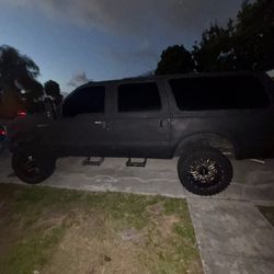 2000 Ford Excursion v10
