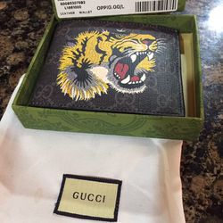 BRAND NEW GUCCI WALLET