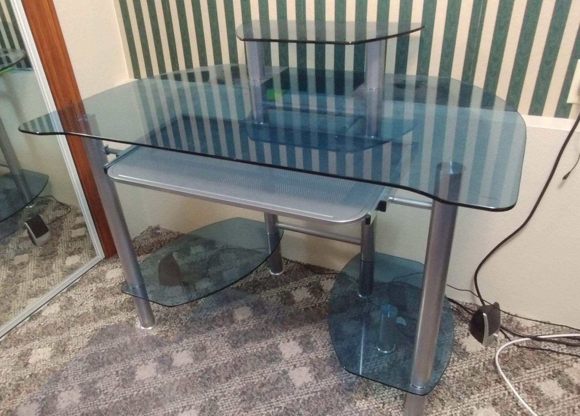 ZLine Designs Trinity Computer Desk for Sale in Gresham, OR OfferUp