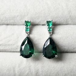 Emerald Earrings