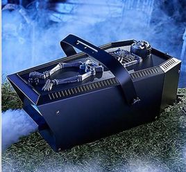 Spirit Halloween low lying dog machine like new with box