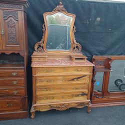 ANTIQUE FURNITURE 