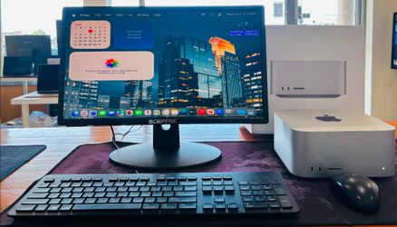 Apple Mac Studio 2025 
M4 MAX 36GB RAM 512GB Like New IN BOX