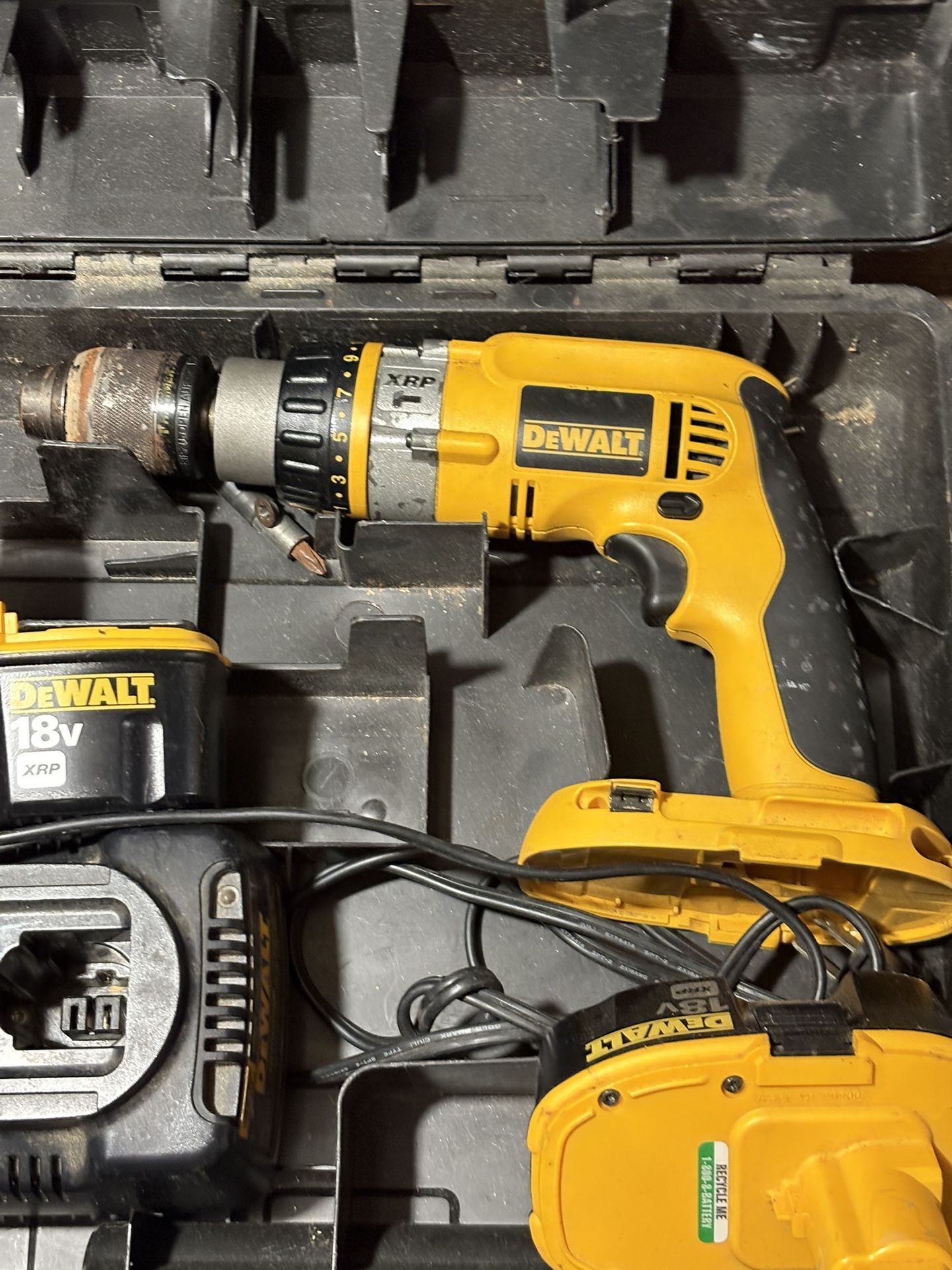 dewalt screw gun
