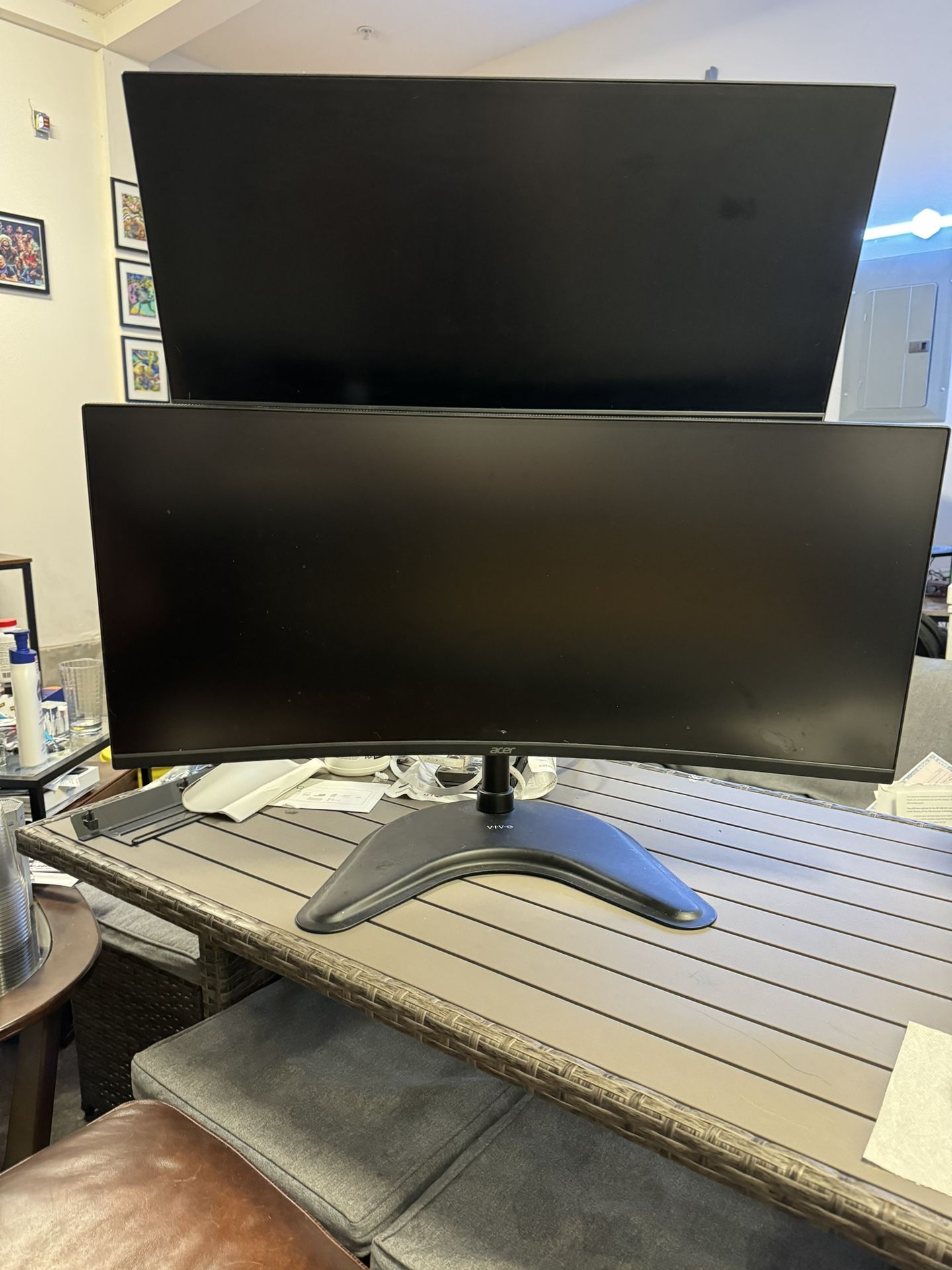 Vertically Stacked 34 inch Acer Ultrawide 1440p Monitor And 29 Inch DELL Widescreen