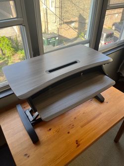 Ergotron Workfit-Z Standing Desk