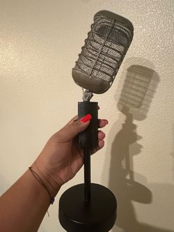 Vintage Style Microphone