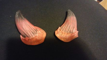 Silicone devil horns