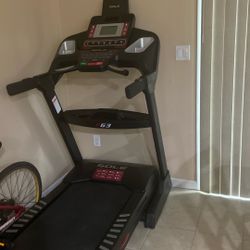 F63 Sole Treadmill