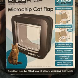 Sure Flap Microchip Cat Door Flap With Free WiFi Treat Dispensing Camera