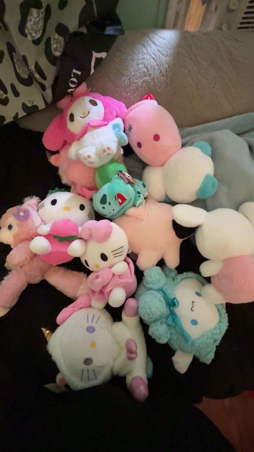 Hello kitty plushies 