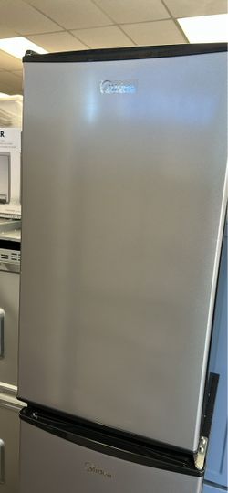 Midea Bottom Freezer Refrigerator