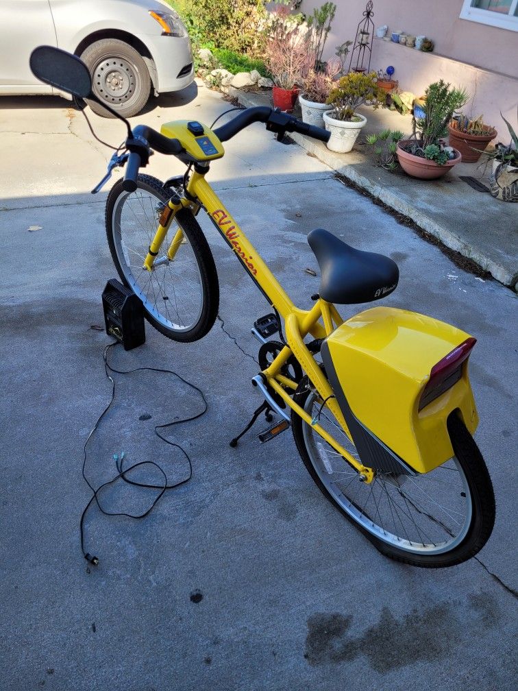 Vintage Bricklin EV Warrior Electric Bike.