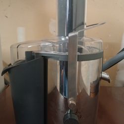 Bella Juicer