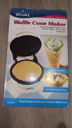 Waffle cone maker