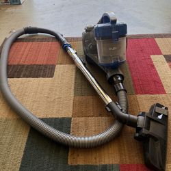 Eureka WhirlWind 2.5L Bagless Multi-Surface Vacuum Cleaner (NEN110A)