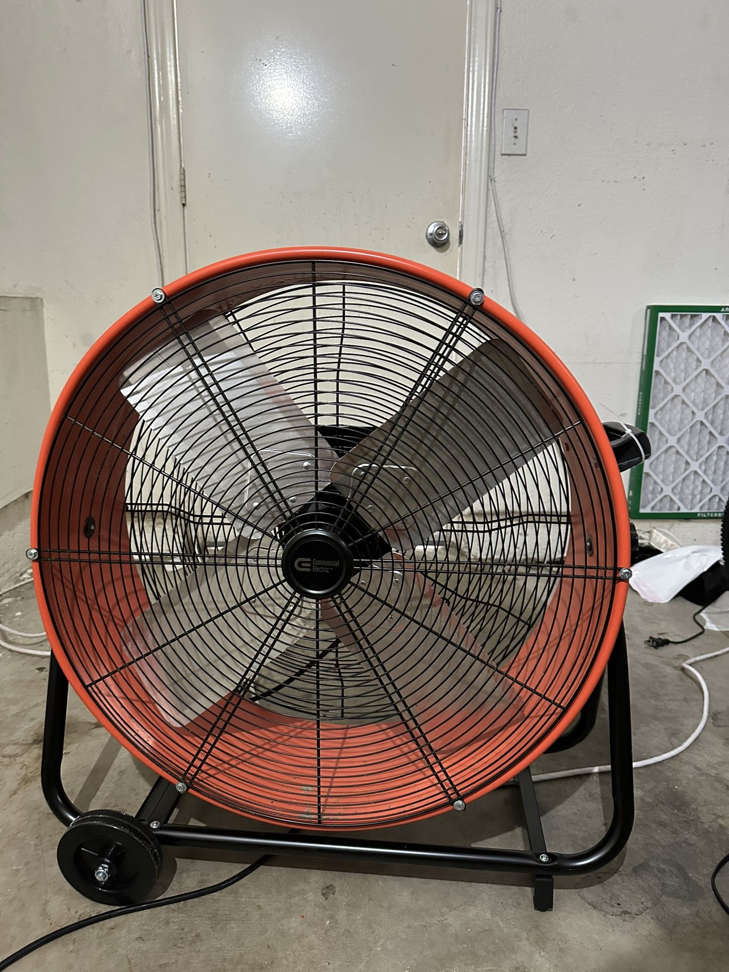 24 Inch Heavy Duty Direct Drive Tilt Drum Fan 3200CFM