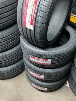 Landspider  235/40R19 Set of four $450