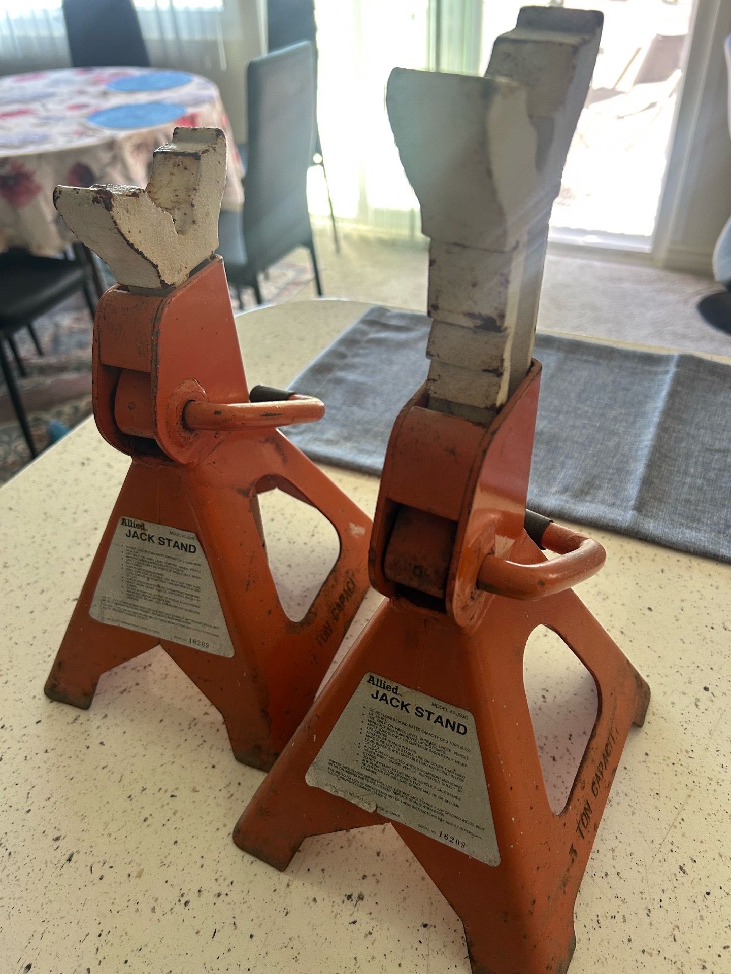 Pair Of 3 ton jack stands