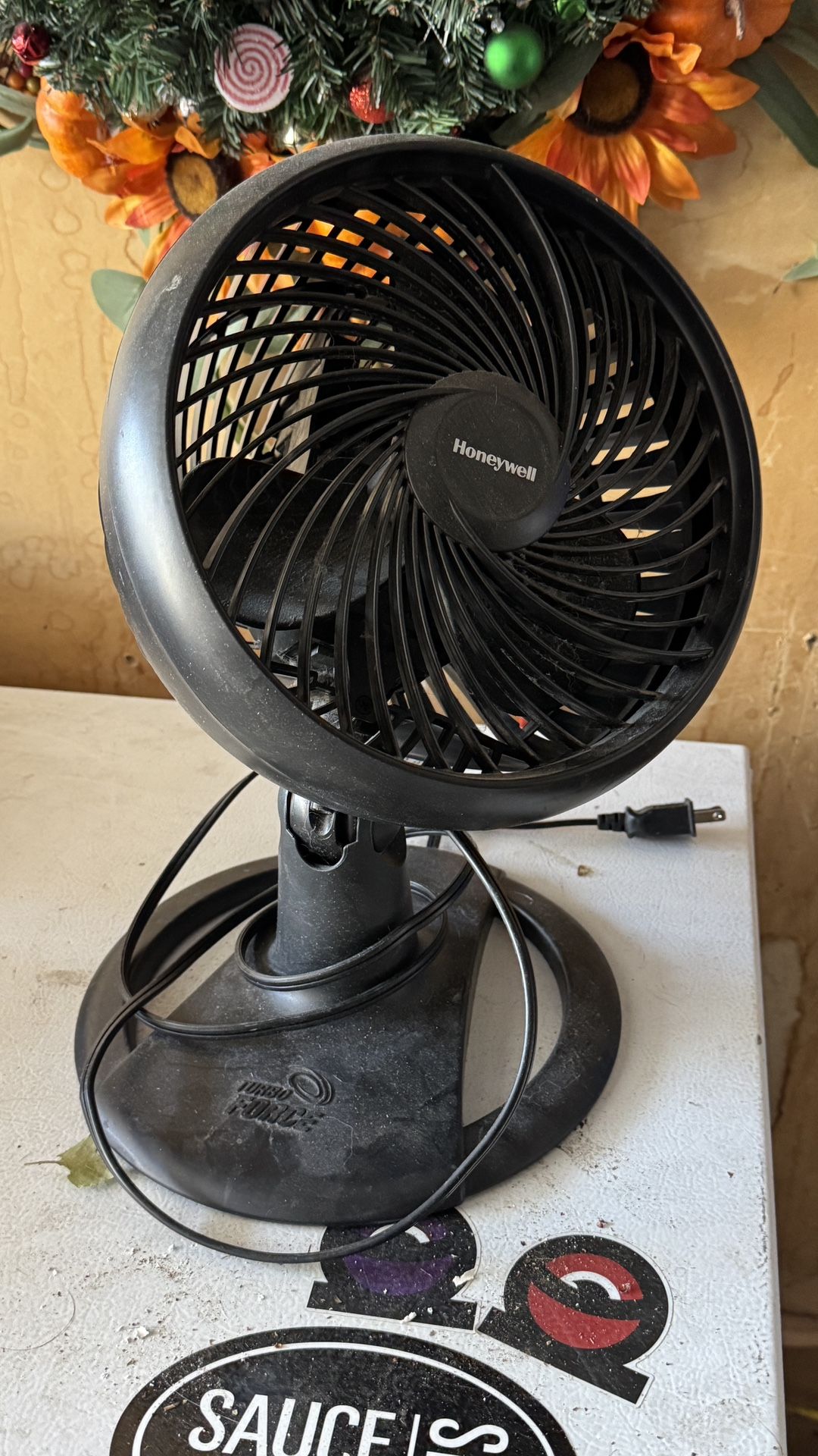 Home Fans And Dehumidifier