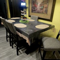 Dinning table