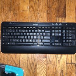 Logitech keyboard And mouse, Bluetooth, New 
