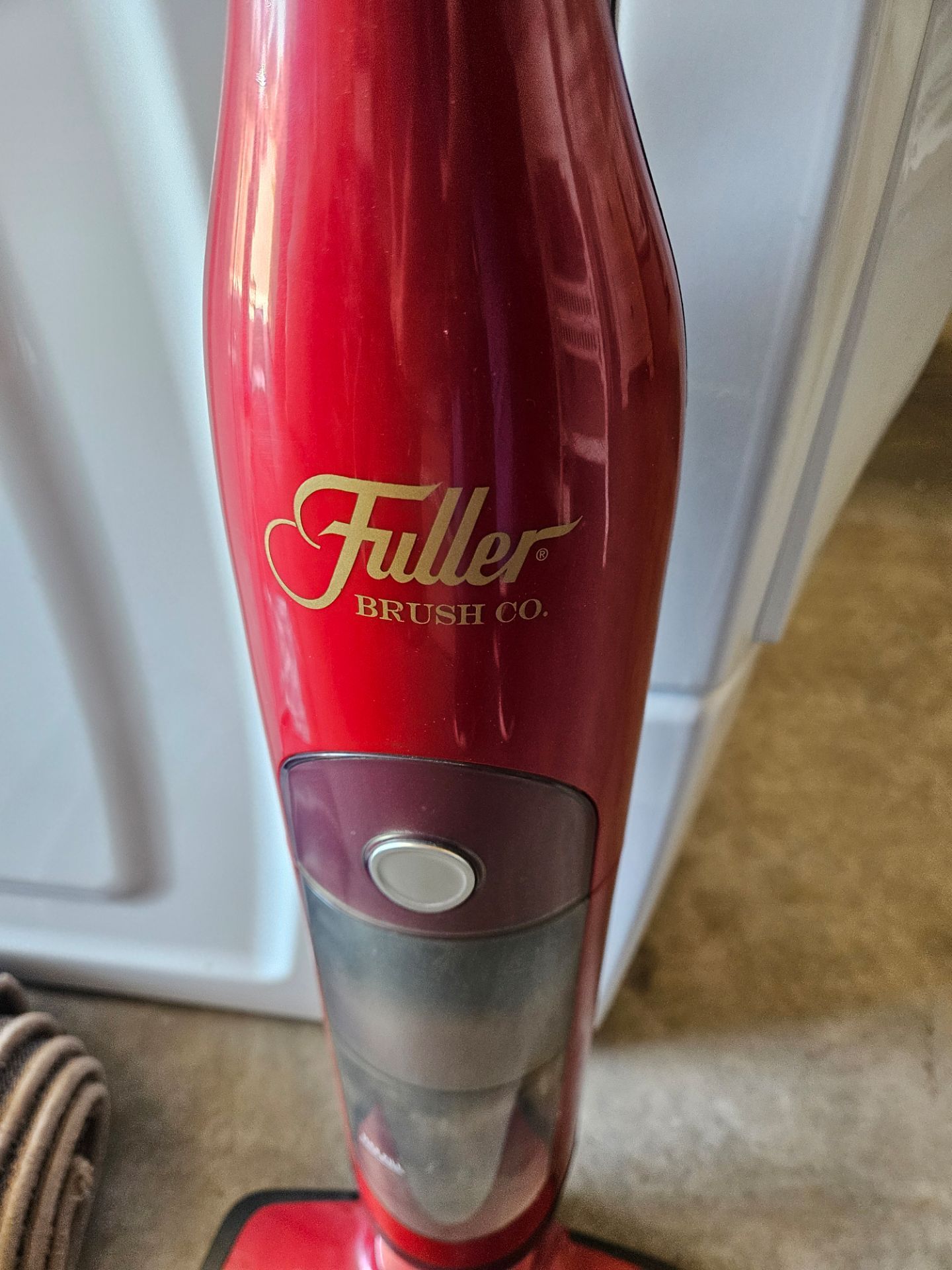 Fuller brush small vacuum