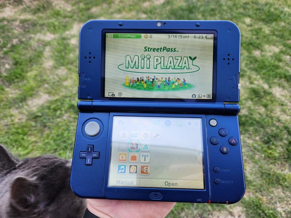 New Nintendo 3DS XL Galaxy Edition