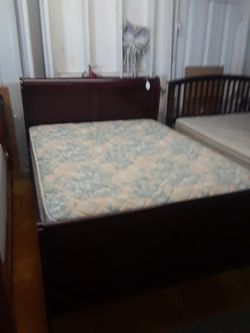 Queen headboard footboard