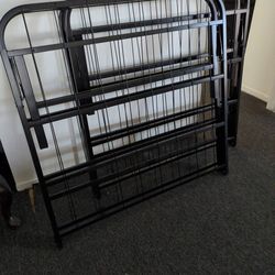 King foldable bed frame 500 lb weight allowance