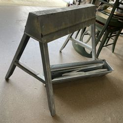 PICK UP IN ORLANDO ONLY Set Of 2 Sawhorses Can Be A Work Table  As Well 