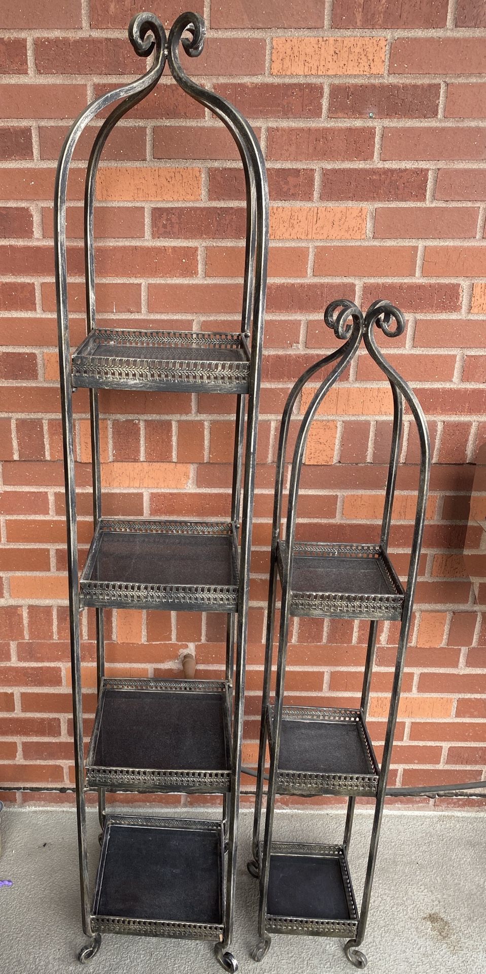 Metal and stone indoor/outdoor decorative shelves