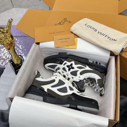 Louis Vuitton Men’s Sneaker With Box 2025