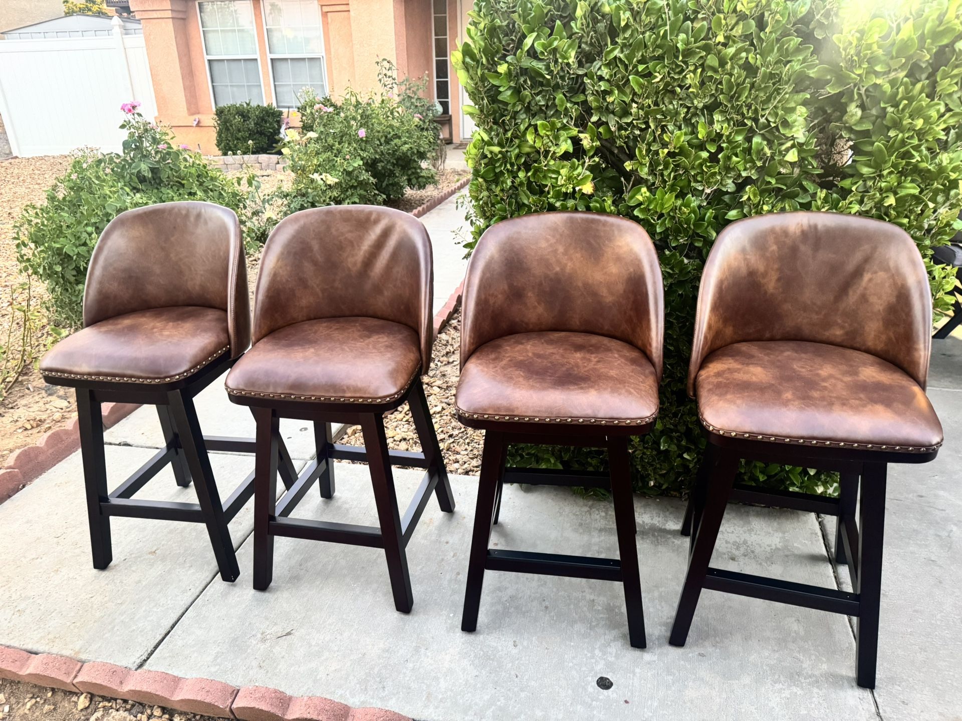 Set Of 4, Swivel Counter Height Stools