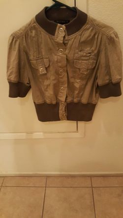 Button-up jacket shirt size medium