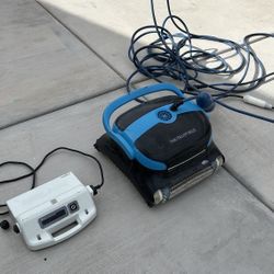 Robotic  pool Cleaner ( Tested Work ) 