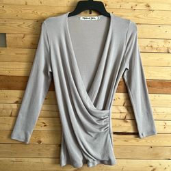 Michael Stars Women’s Metallic Gray Wrapped Style Vneck Long Sleeves Top size S
