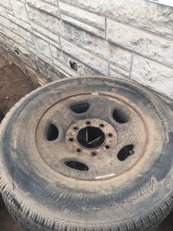 Bridgestone tire LT 245/75/R16
