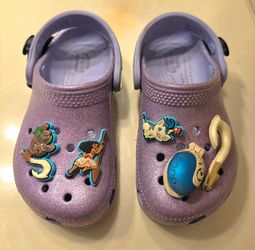 Crocs size 9c