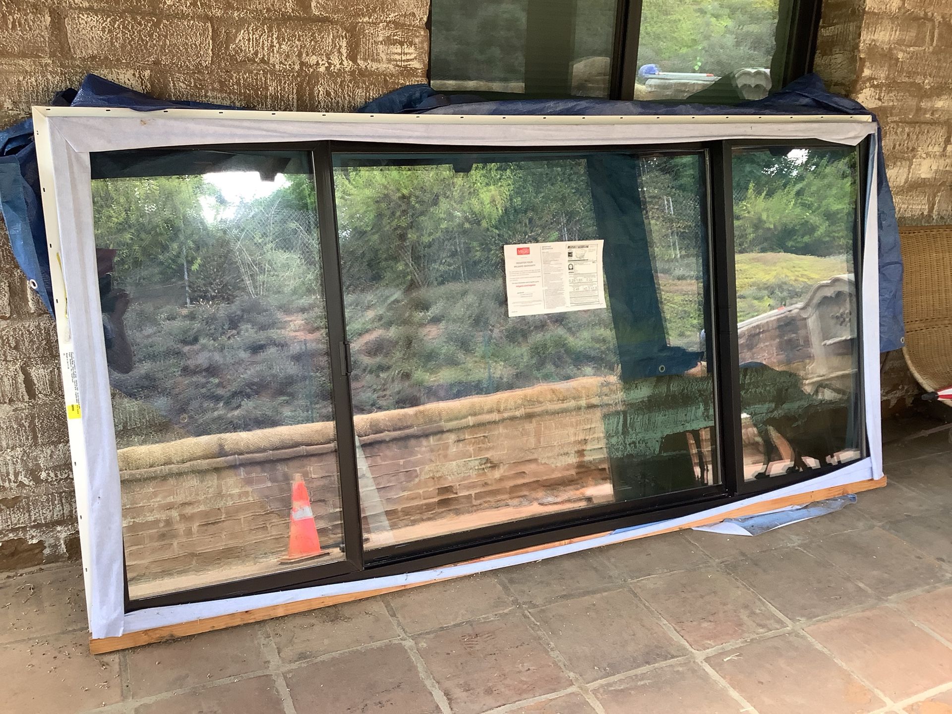 Dual Pain Black Vinyl Window-Milgard V300 Trinsic
