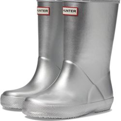 Hunter unisex-child Original First Classic Metal Size 7 Retail $75 SOLD OUT