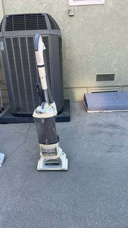 Shark Navigator Lift-Away Upright Vacuum
