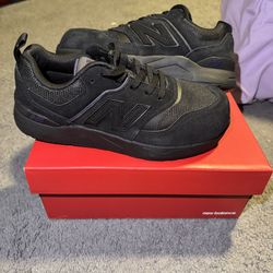 Women’s New Balance Work Shoes - 7.5