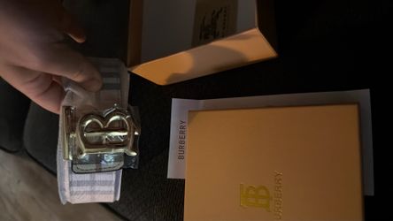 Burberry belt