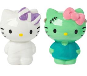 Hello Kitty Halloween salt & pepper shakers