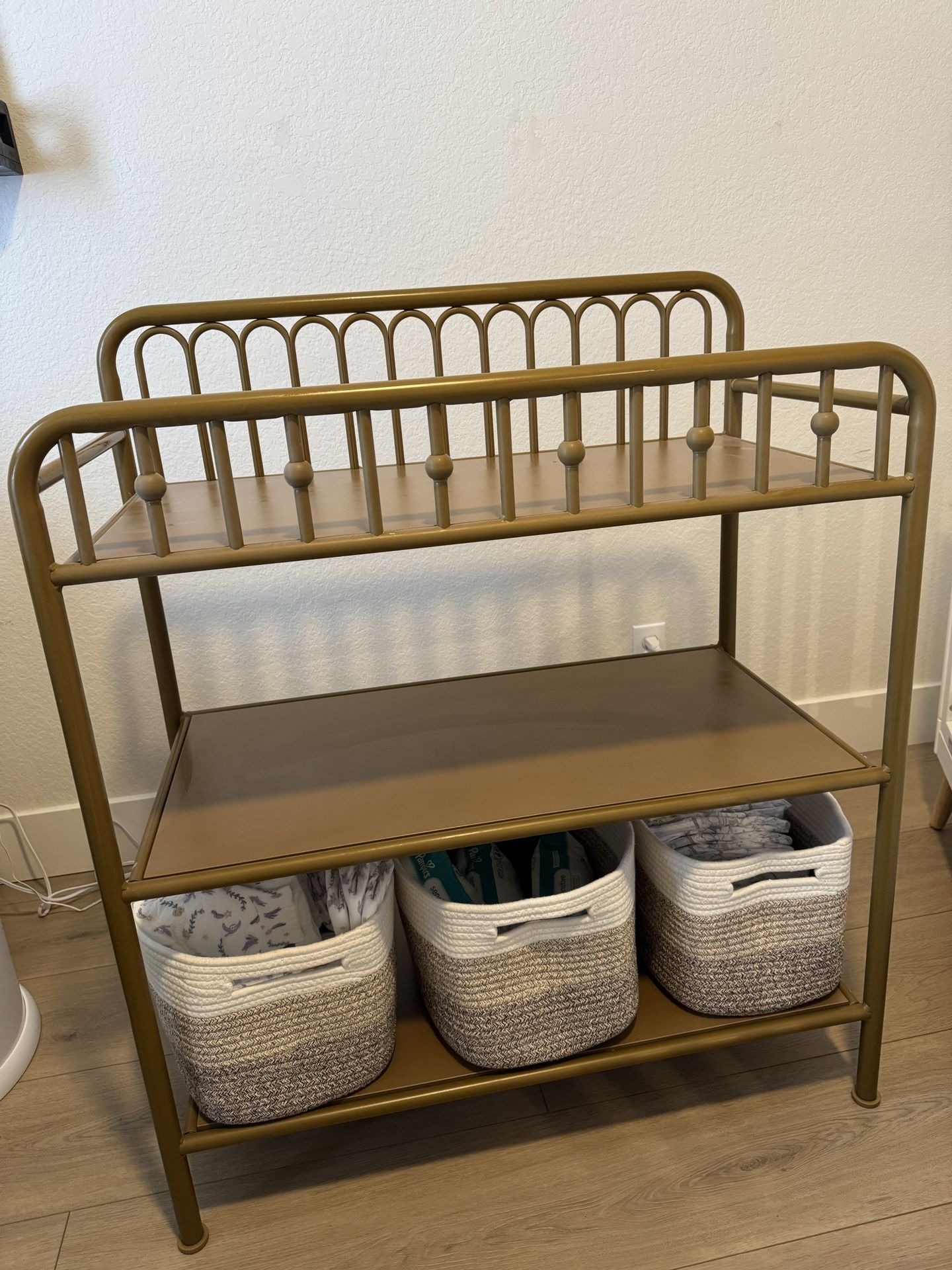 Little Seeds Monarch Hill Ivy Metal Changing Table, Gold