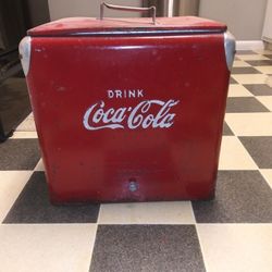 Authentic Coca Cola Ice Box Drink Cooler !!Reduced Price!!