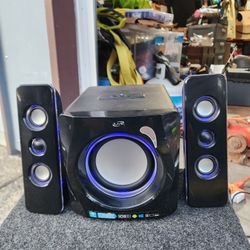 iLive Bluetooth Speaker System with Built-In Subwoofer, 7.28 x 8.86 x 7.28 Inches, Black (iHB23B)